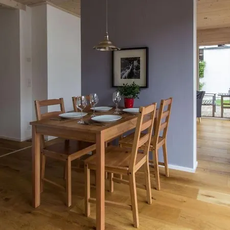Ferienwohnung Mondholz 펜션 *